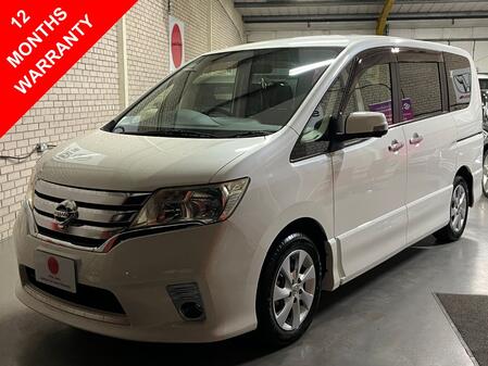 NISSAN SERENA 2.0 HIGHWAY STAR AUTOMATIC 8 SEATER