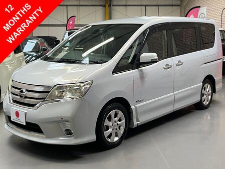 NISSAN SERENA 2.0 HIGHWAY STAR S-HYBRID V SELECTION AUTOMATIC 8 SEATER