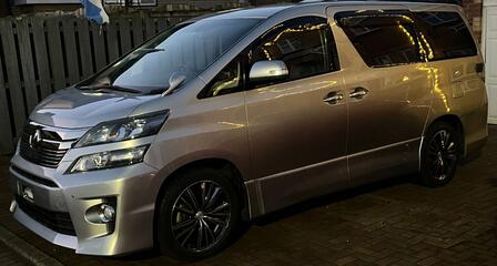 TOYOTA VELLFIRE 3.5 V6 Z G EDITION AUTOMATIC 7 SEATER