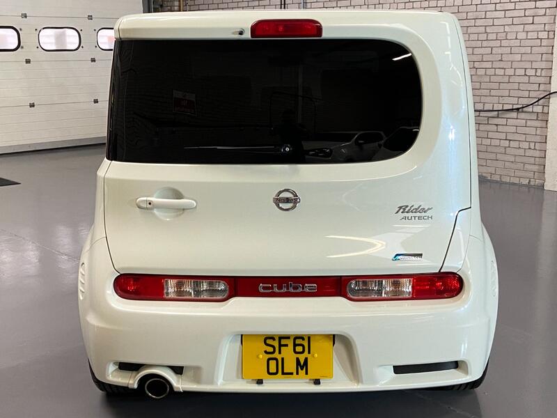 NISSAN CUBE