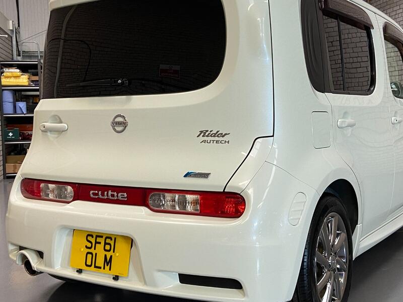 NISSAN CUBE